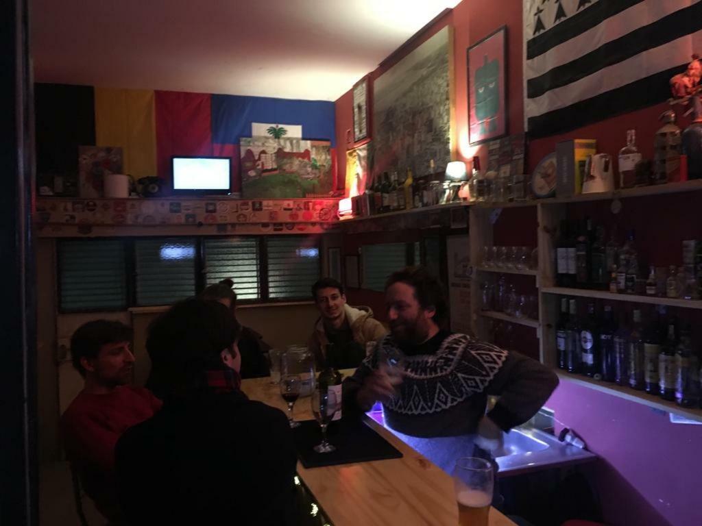 La Lechuza Hostel Rosario Exteriör bild